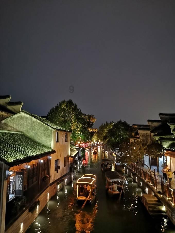 赵匡胤奋神威闯阵,所向披靡,汉军崩败,刘崇褐衣斗笠仓皇奔亡
